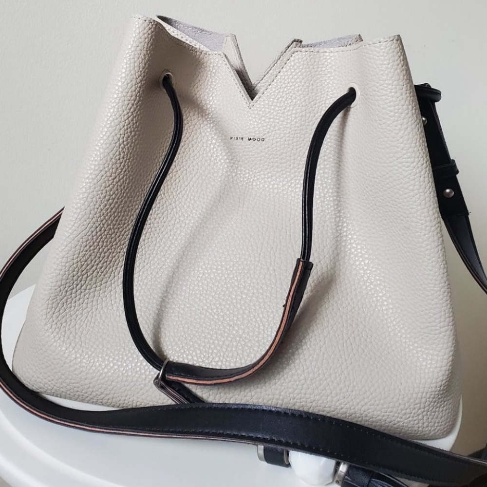 Off-White Pixie Mood Jasmine Bag